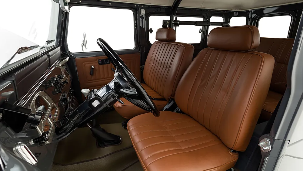 interior red